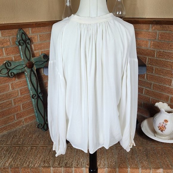 H&M White Blouse - Picture 2 of 6